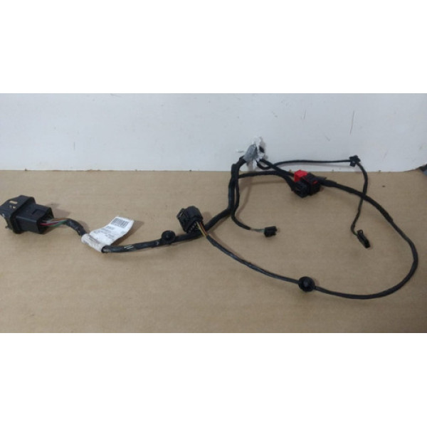 Chicote Da Porta Traseira Direita Do Fiat Bravo 2011/2016