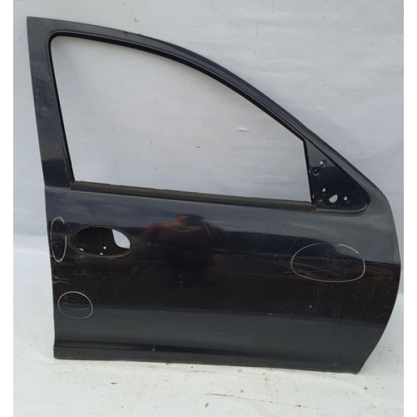 Porta Dianteira Direita Celta Prisma 07/12