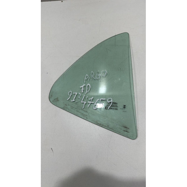 Vidro Fixo Traseiro Direito Fiat Argo 2018 2019 Usado Origi