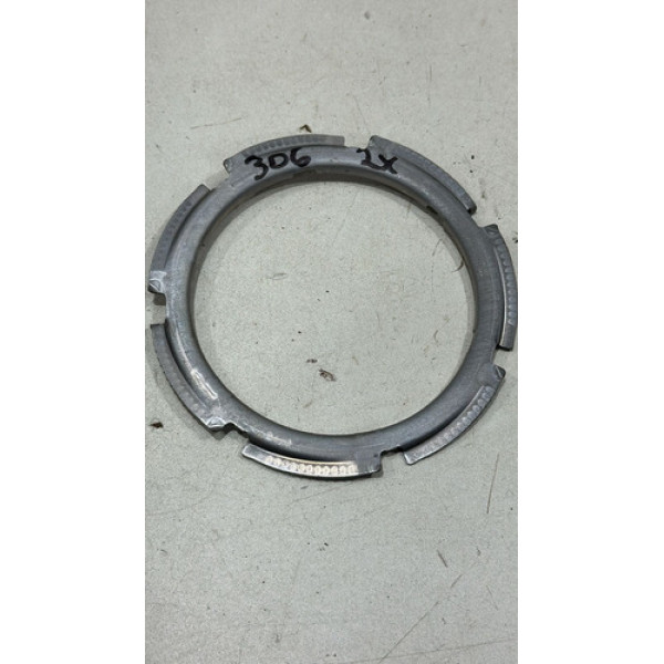 Trava Bomba De Combustivel Vw Passat B6 2006/2010 Usado