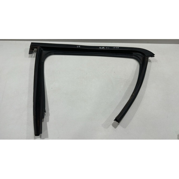 Borracha Canaleta Traseira Esquerda Fiat Toro 2021 2022 Orig