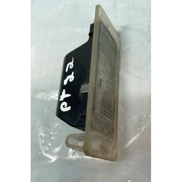 Luz Lanterna Da Placa Traseira Gm Tracker Sonic Spin