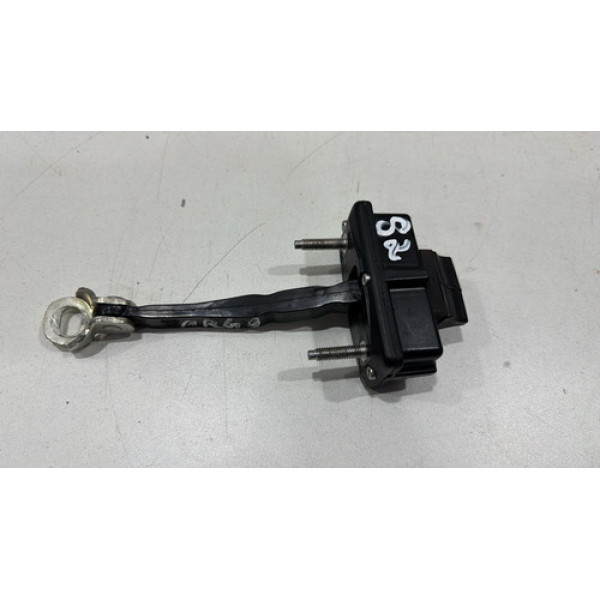 Limitador Porta Dianteira Fiat Argo Usado