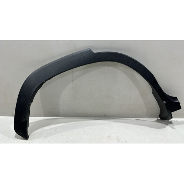 Aplique Paralama Traseir Direito Corolla Cross 20 21 22 2023