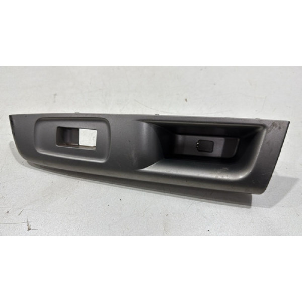 Moldura Comando Vidro Traseiro Direito Subaru Forester 09/12