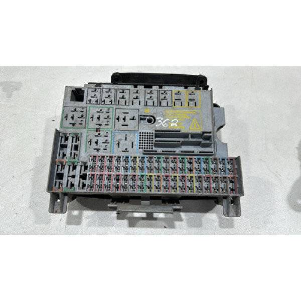 Caixa De Fusíveis Gm Astra Vectra Meriva Zafira 90589979