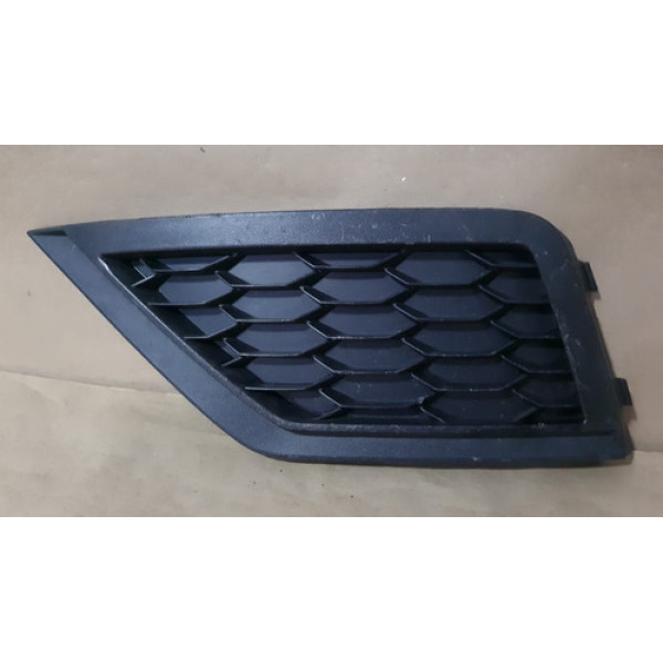 Moldura Grade Parachoque Esquerda Gol G7 Saveiro Voyage G7