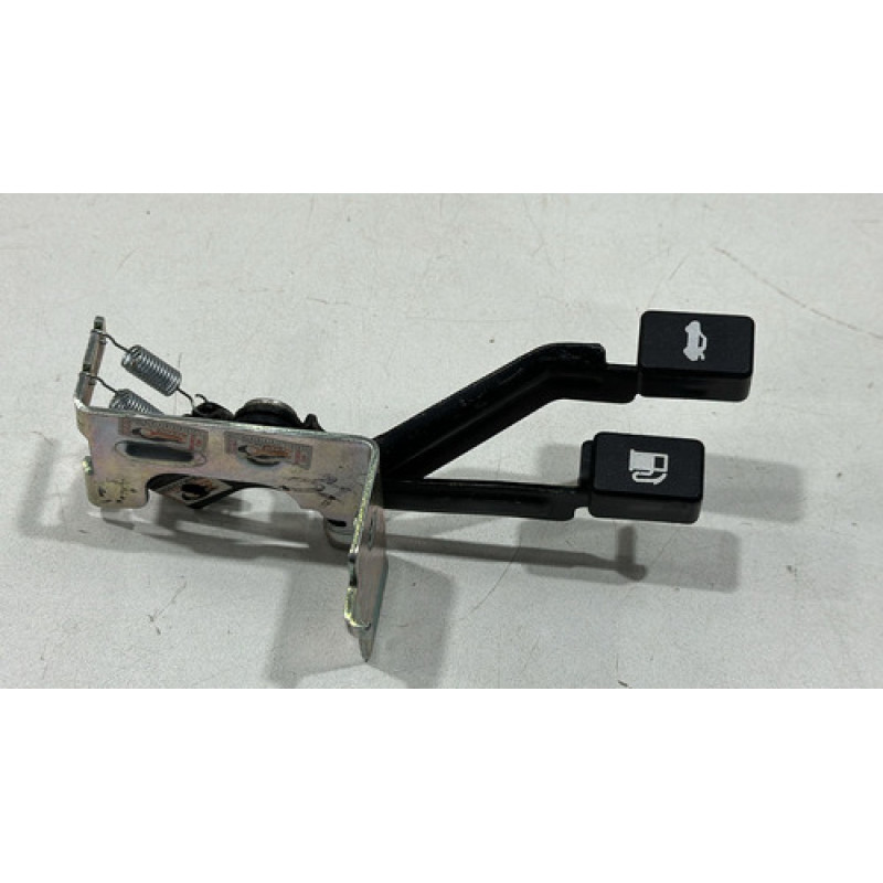 Alavanca Puxador Porta Mala Portinhola Renault Kwid 2017/21 Alavanca Puxador Porta Mala Portinhola Renault Kwid 2017/21