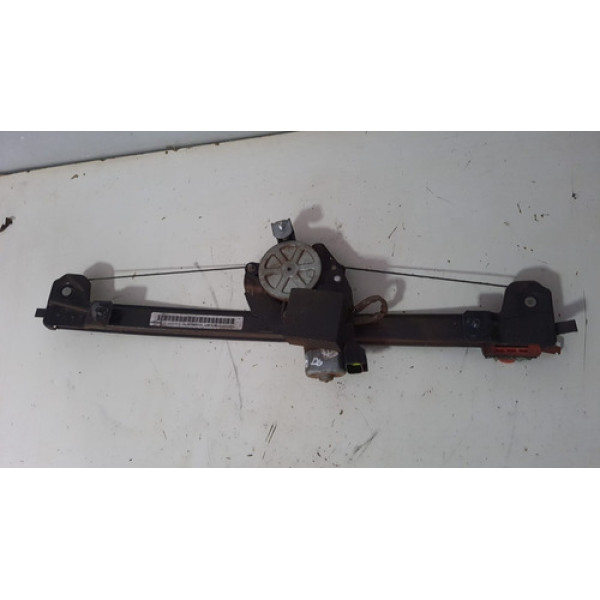 Máquina Vidro Elétrico Dianteiro Direito Punto Linea