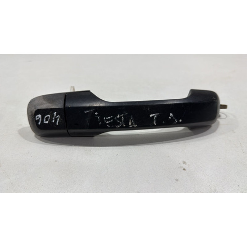 Maçaneta Externa Ford Fiesta Traseira Direita 05 A 14 Usado Maçaneta Externa Ford Fiesta Traseira Direita 05 A 14 Usado