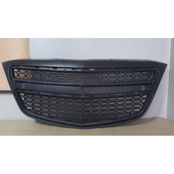 Grade Dianteira Montana 2011 A 2017 Original Usado