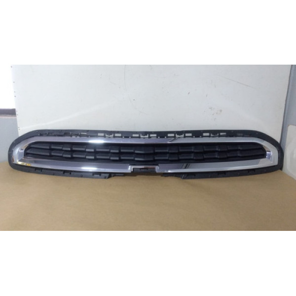 Grade Dianteira Superior Cromada Spin 2013 A 2018 Original 