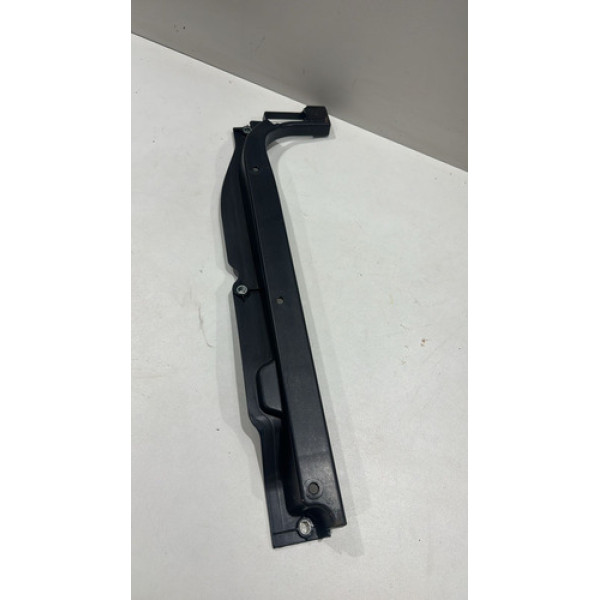 Acabamento Lateral Esquerda Tampa Traseira Fiat Toro 2018 21