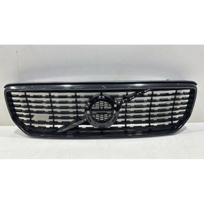 Grade Prachoque Dianteiro Volvo Xc40 2018 2019 20 C/ Detalhe Grade Prachoque Dianteiro Volvo Xc40 2018 2019 20 C/ Detalhe