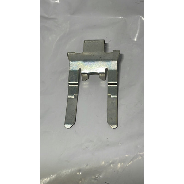 Trava Miolo Chave Maçaneta Porta Toyota Etios Original