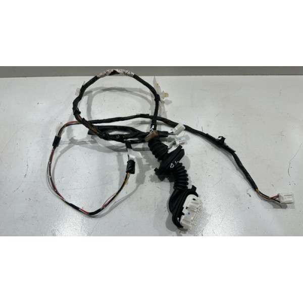 Chicote Porta Traseira Direito Toyota Corolla 2015/2018.