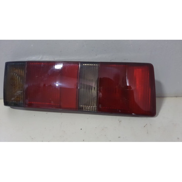 Lanterna Traseira Escort 87/94 Fumê Esquerda Detalhe