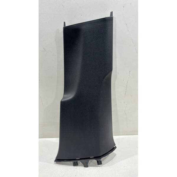 Moldura Acabamento Coluna Direita Passat B6 2006 Á 10 Usado