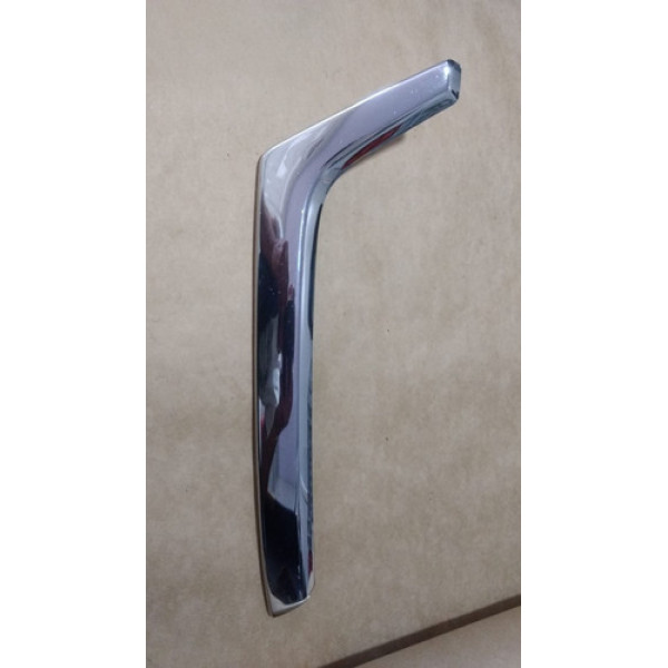 Friso Esquerdo Inferior Grade Parachoque Pajero Dakar 14/16