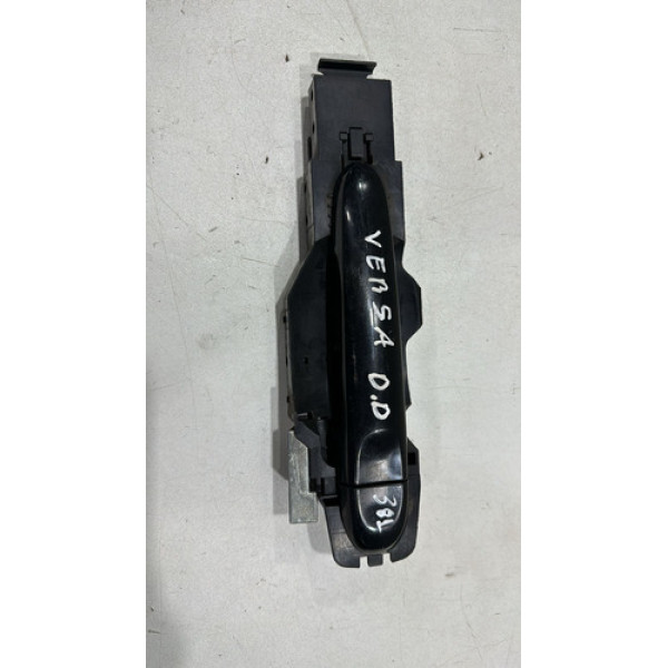 Maçaneta Externa Dianteira Direita Nissan Versa 2014 2015