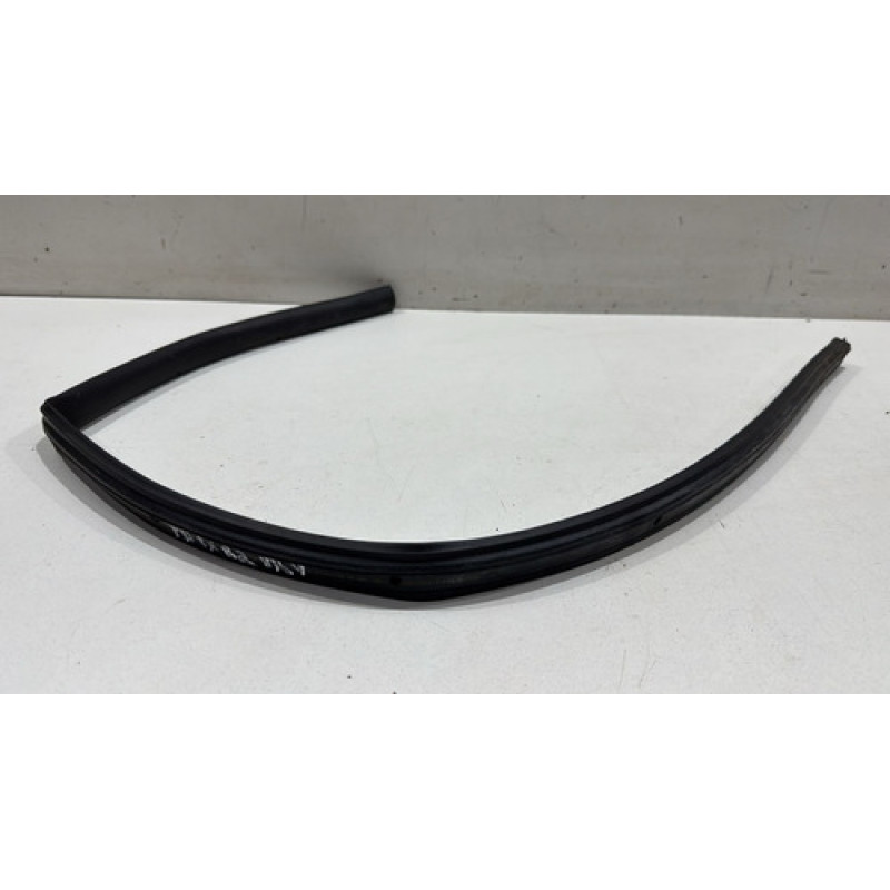 Borracha Vedação Porta Traseira Esquerda Honda Hrv 15 A 19 Borracha Vedação Porta Traseira Esquerda Honda Hrv 15 A 19