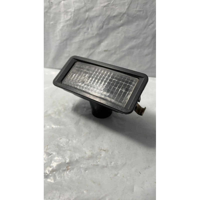 Luz Placa Volkswagen Cross Up Tsi 2014 Á 2020 Original Luz Placa Volkswagen Cross Up Tsi 2014 Á 2020 Original