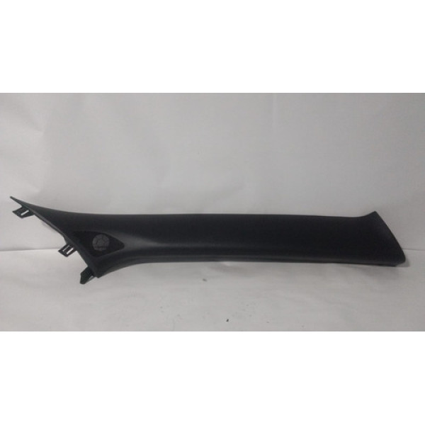 Acabamento Da Coluna Parabrisa Lado Direito Kicks 