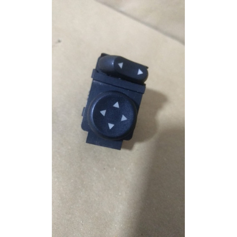 Botao Regulagem Retrovisor Palio Strada Linea Punto Doblo Botao Regulagem Retrovisor Palio Strada Linea Punto Doblo