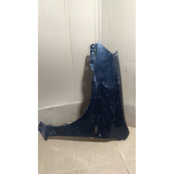 Paralama Etios 10 11 12 14 15 16 17 C Furo Pisca Esquerdo