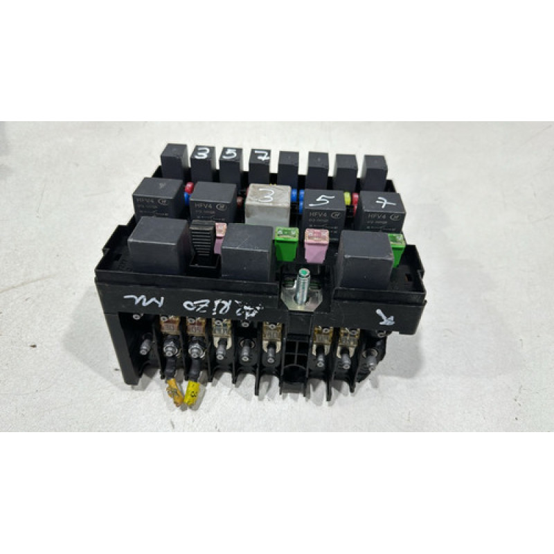 Modulo Caixa Fusiveis Cher Arizzo 2019 2020 J603723010 Modulo Caixa Fusiveis Cher Arizzo 2019 2020 J603723010