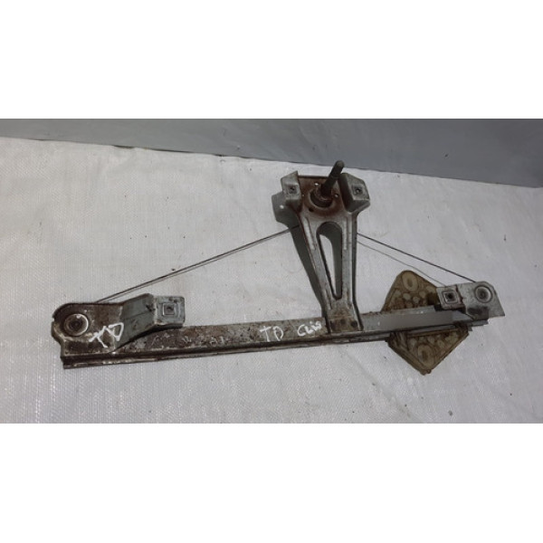 Máquina De Vidro Manual Clio Traseira Direita 01/05 858c