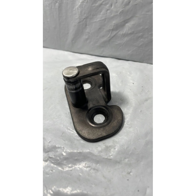 Batente Pino Fechadura Tampa Traseira Porta Mala Vw Up 14/20 Batente Pino Fechadura Tampa Traseira Porta Mala Vw Up 14/20