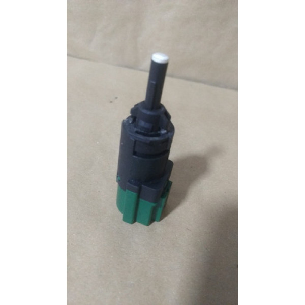 Interruptor Freio Citroen C4 Lounge Ds3 Ds4 Ds5  9670430580