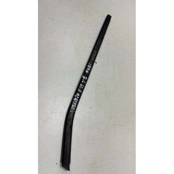 Pestana Externa Porta Traseira Esquerda Mobi 2017 18 19 2020