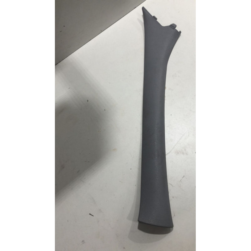 Acabamento Interno Coluna Parabrisa Clio 03 A 08 Esquerdo Acabamento Interno Coluna Parabrisa Clio 03 A 08 Esquerdo