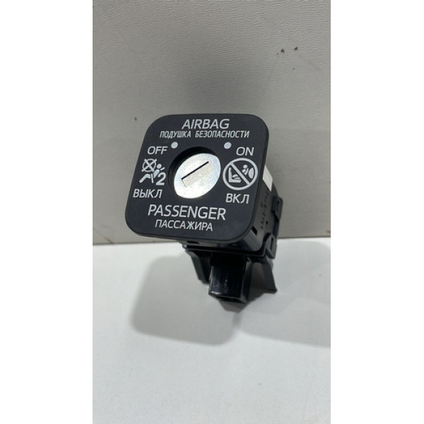 Botão Chave Passenger Air Toyota Hilux 2018 Á 2021 Original