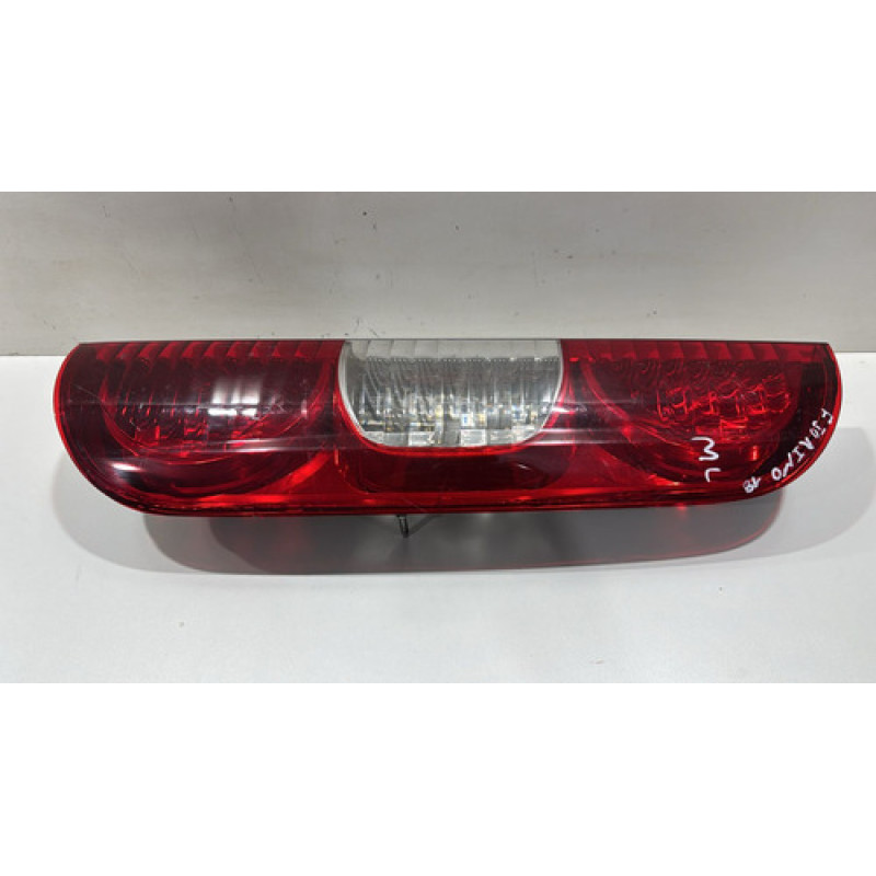 Lanterna Traseira Direita Fiat Doblô Fiorino 2014 Á 2020 Lanterna Traseira Direita Fiat Doblô Fiorino 2014 Á 2020