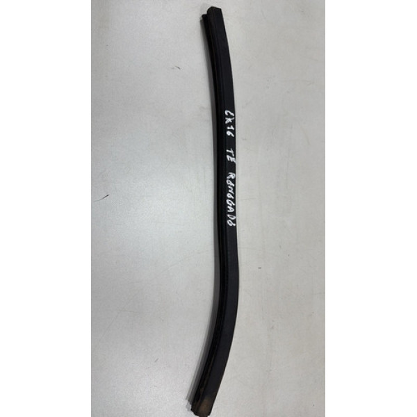 Borracha Lateral Traseira Esquerda Jeep Renegade Acabamento