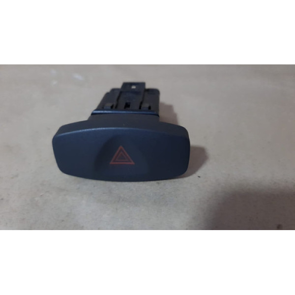 * Botao Pisca Alerta Clio/duster/sandero Original Compare