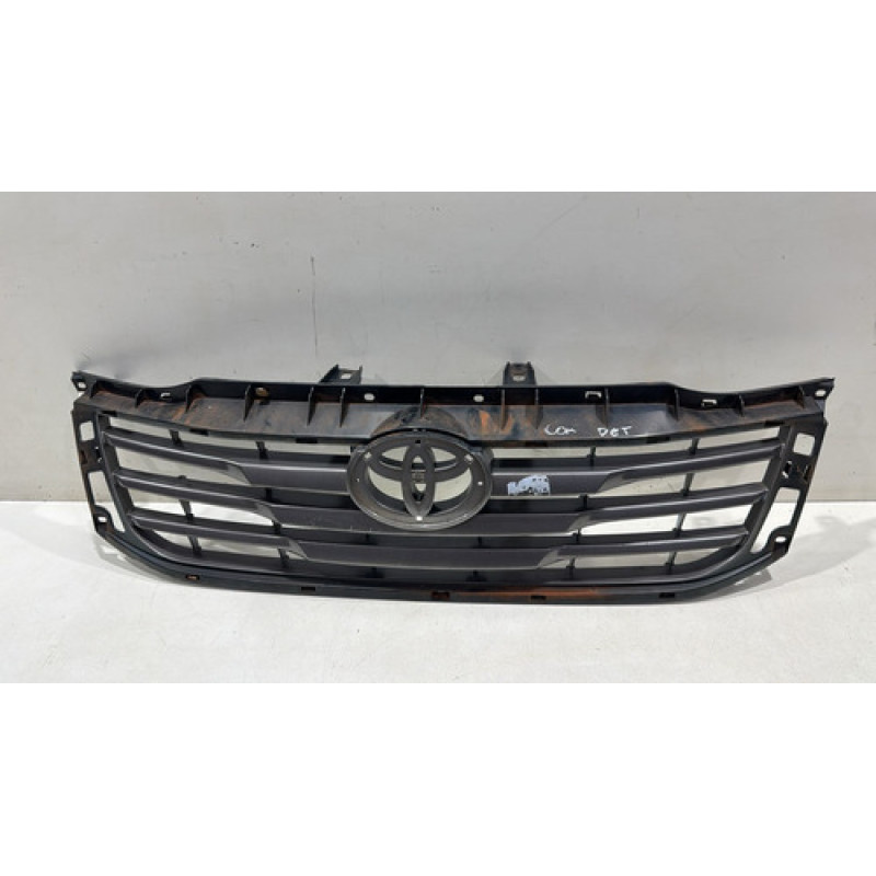 Grade Radiador Parachoque Toyota Hilux 2012 Á 2015 Usado Grade Radiador Parachoque Toyota Hilux 2012 Á 2015 Usado