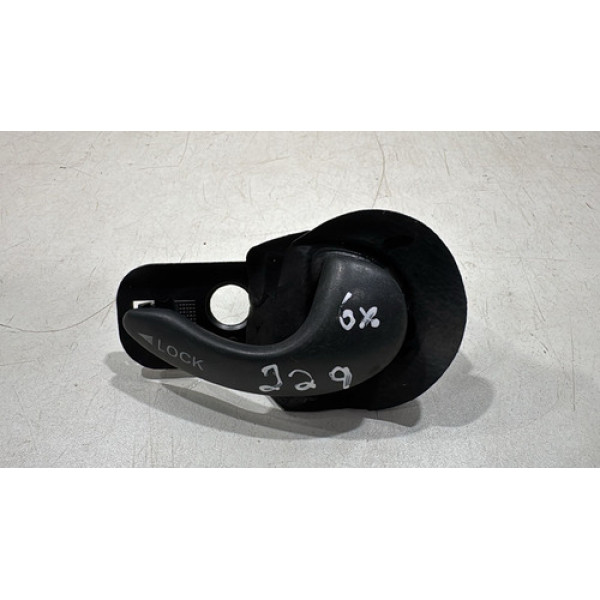 Maçaneta Interna Dianteira Direita Palio 2010 Usado