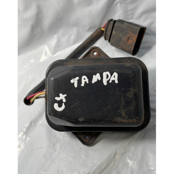 Tampa Farol Milha Vw Saveiro Cross Crossfox 2009 Á 2014