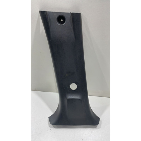 Acabamento Esquerdo Coluna Central Duster 2021 2022 2023