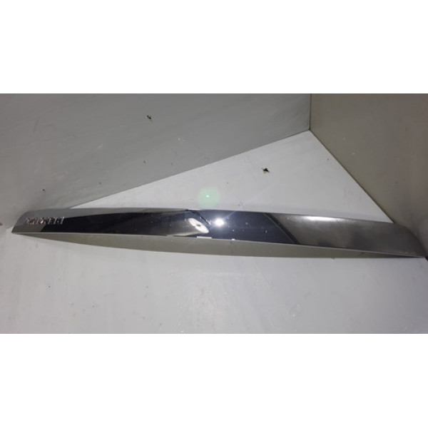 Aplique Cromado Tampa Traseira Symbol Renault 8200700557 