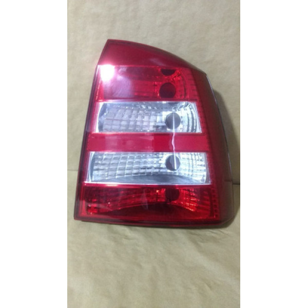 Lanterna Traseira Astra Sedan Bicolor Direita