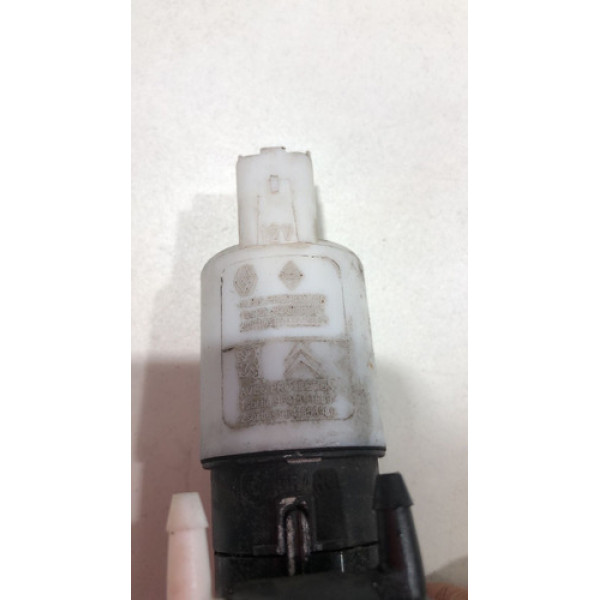 Bomba Esguicho Limpador Parabrisa Sandero Logan 2007 Á 2012