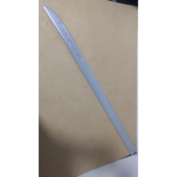 Friso Lateral Porta Dianteira Esquerdo Chevrolet Original 