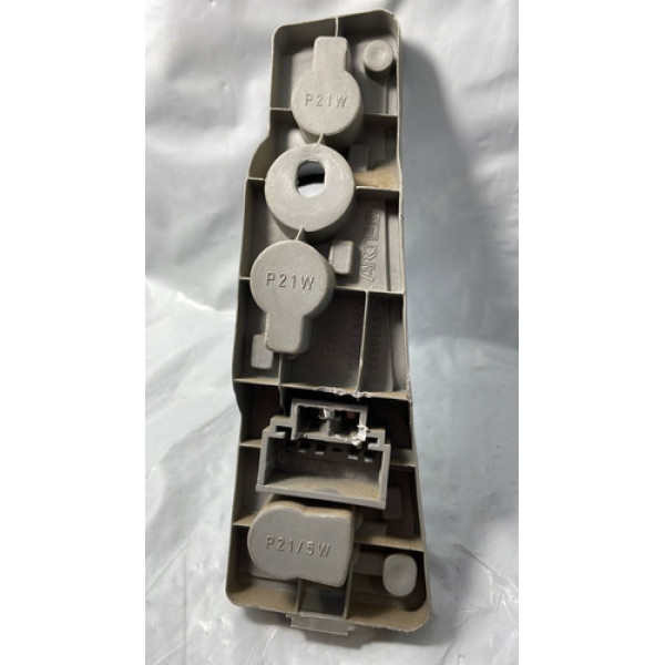 Circuito Soquete Lanterna Direita Fiat Palio 2001 02 Á 2005