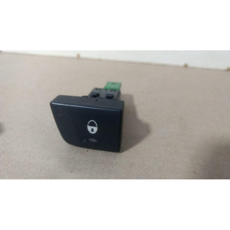 Botão Comando Trava Eletrica Porta Citroen C3 Aircross 1.6 Botão Comando Trava Eletrica Porta Citroen C3 Aircross 1.6