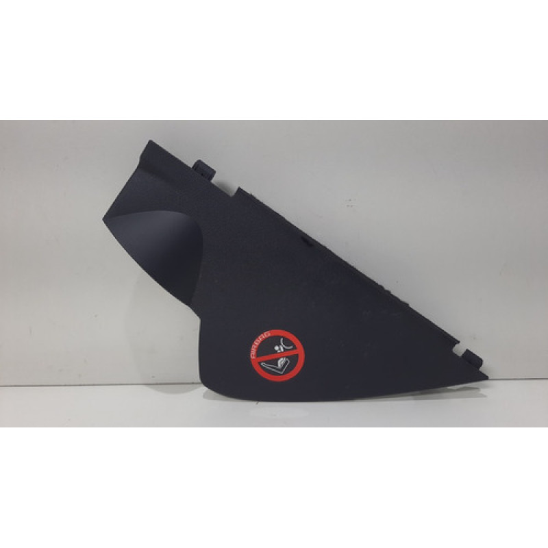 Acabamento Direito Painel Nissan Kicks 17/20 684985ra0a Acabamento Direito Painel Nissan Kicks 17/20 684985ra0a